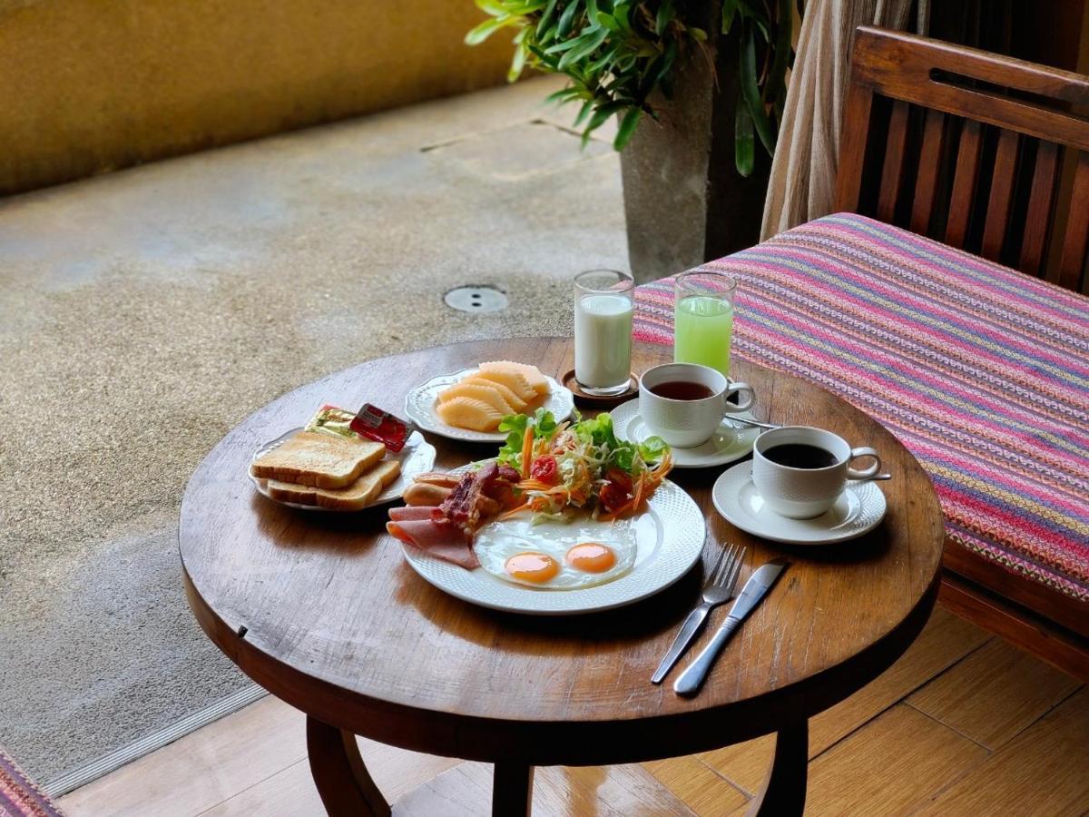 Hotel Wualai Boutique By Lanna Oriental Chiang Mai Esterno foto