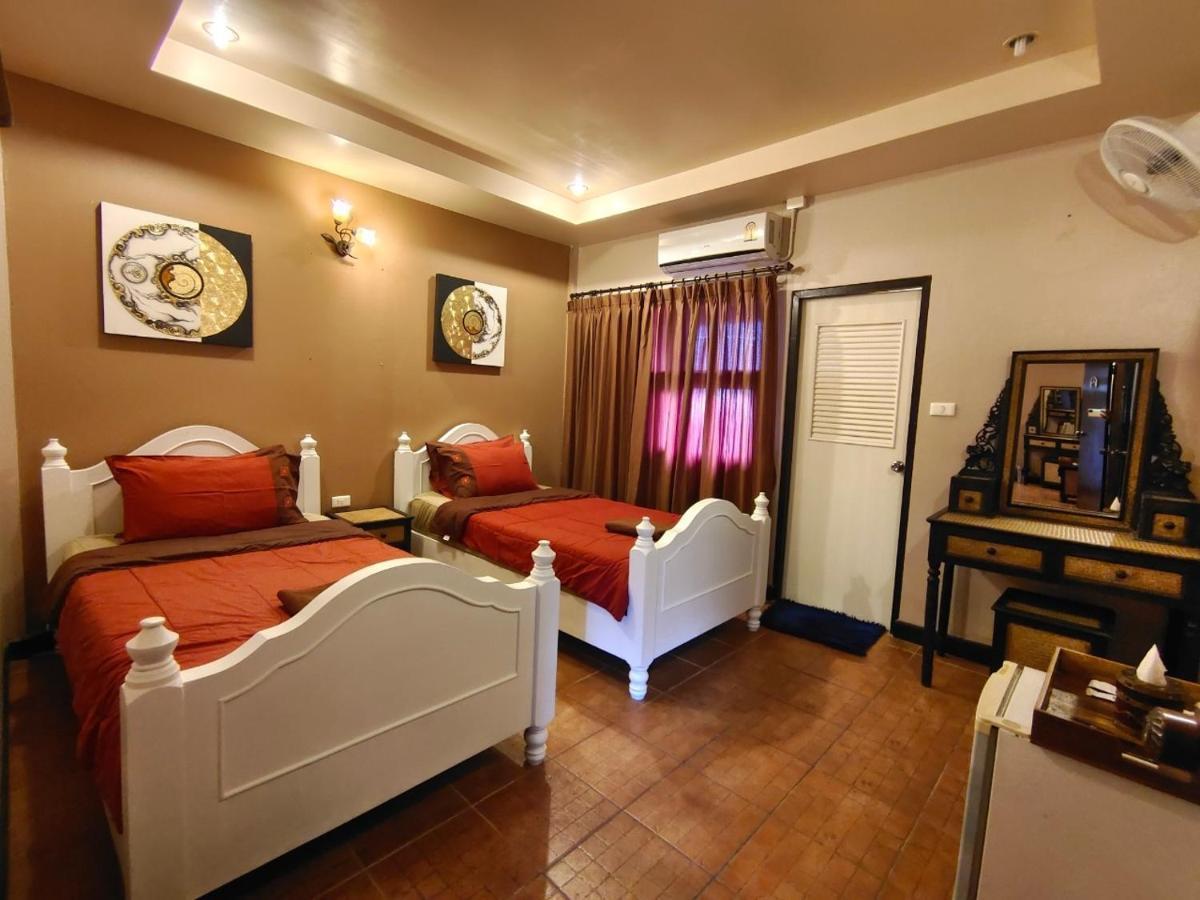 Hotel Wualai Boutique By Lanna Oriental Chiang Mai Esterno foto