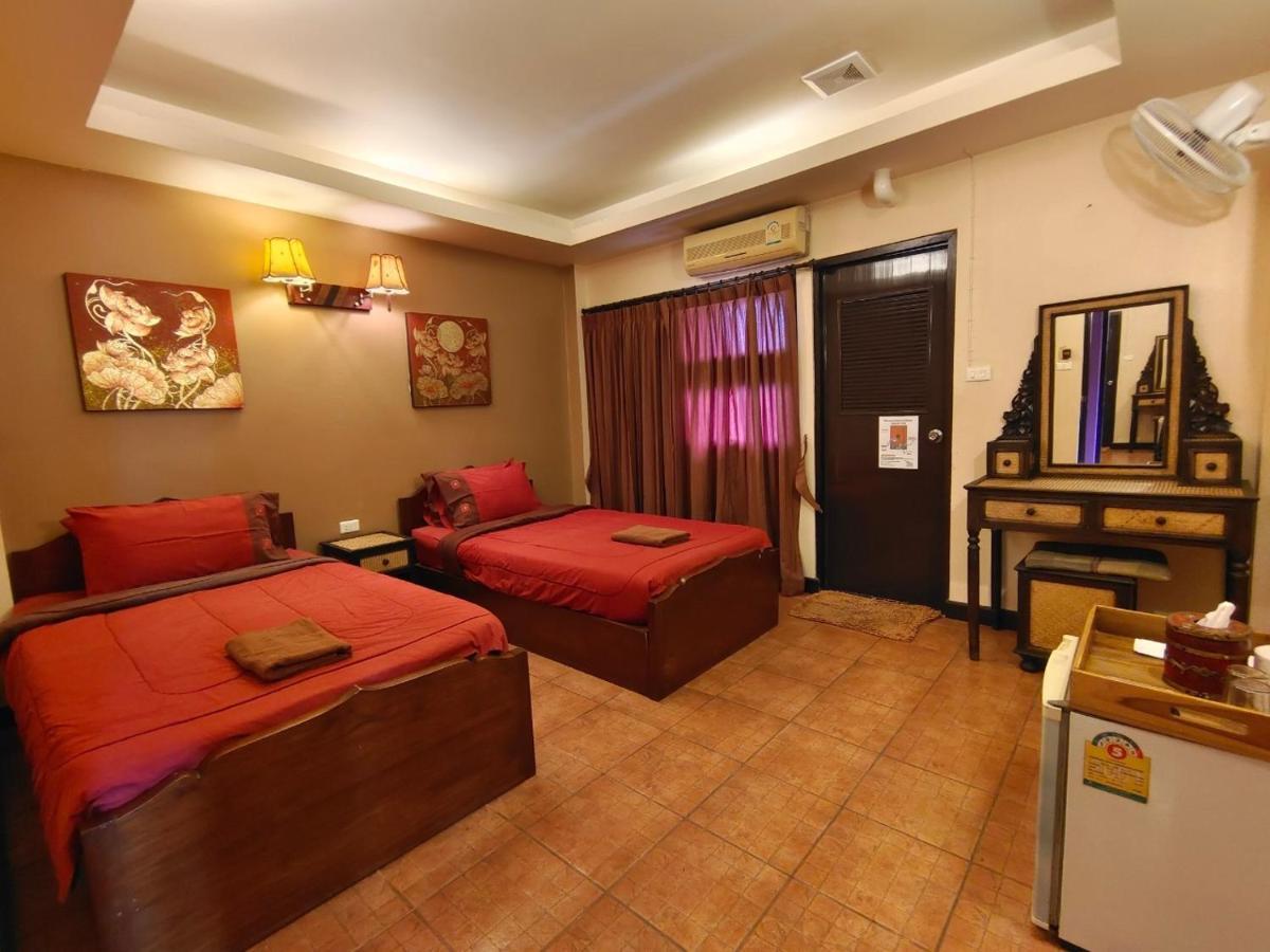 Hotel Wualai Boutique By Lanna Oriental Chiang Mai Esterno foto